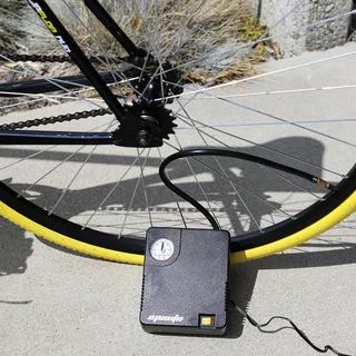 12V Tire Inflator with Dial Gauge, thumbnail 4